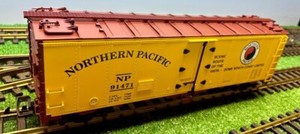 HTF Pristine Yellow G Scale NORTHERN PACIFIC 40' Steel Reefer -- NP-- USA R16519