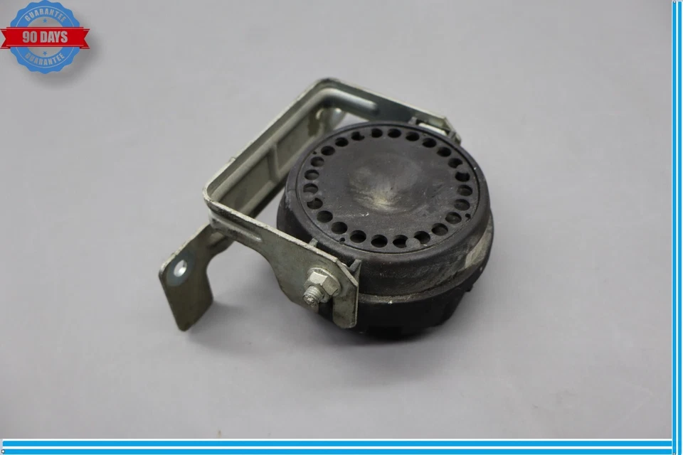 14-21 Maserati Quattroporte Anti Theft Alarm Horn Siren W/Bracket 6700017230 Oem - Image 3 of 4