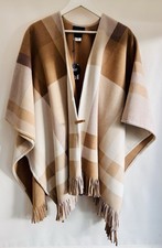 Cape, Brand-New Autumn Colours,  soft Material. One Size.