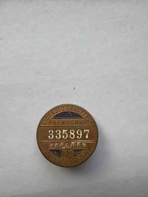Antique 1927 Licensed Chauffeur Badge ID No. 335897 Pin New York NYC Collar Pin