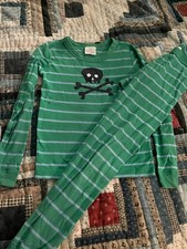Hanna Andersson 140 Long Johns US 10 Pirate Skull and Crossbones green