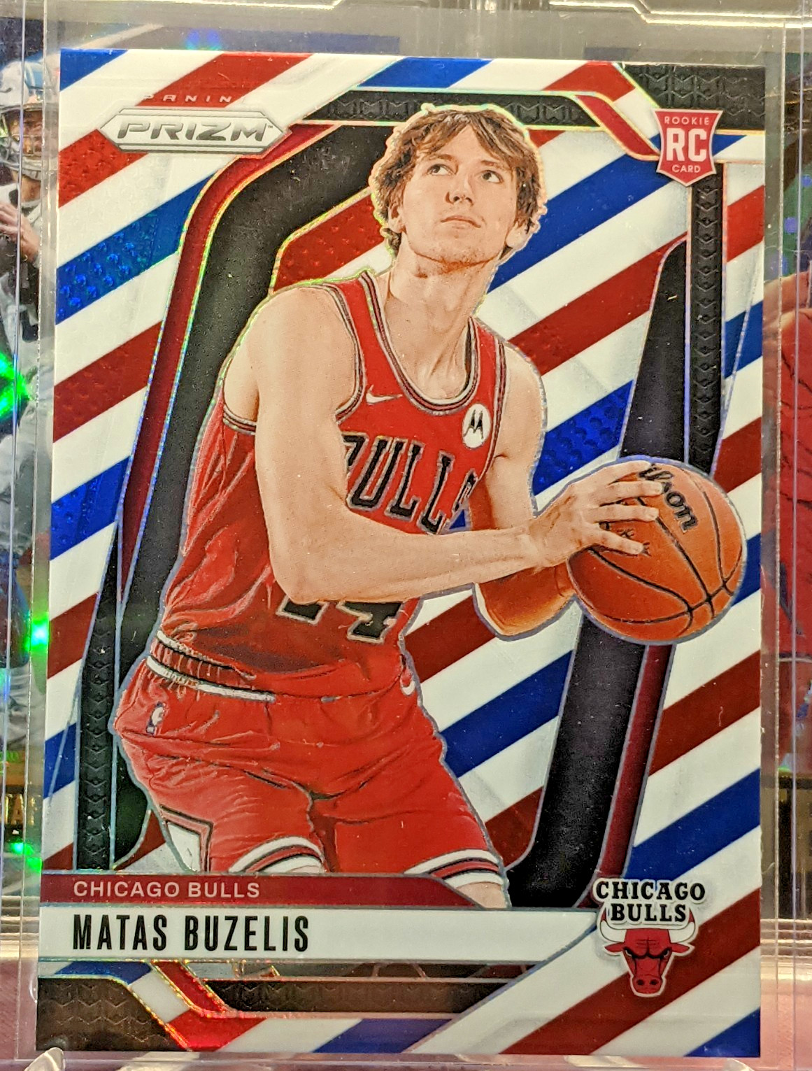2024-25 Panini Prizm - Matas Buzelis #252 Red White & Blue Prizm (RC)