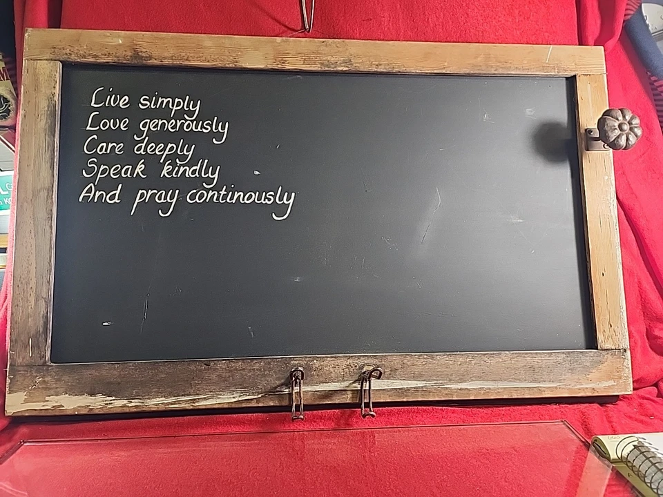 Quadro-negro Country Flare antigo feito sob medida para janela. Veja fotos 28,5x17,5 - Imagem 2 de 4