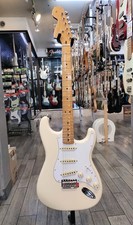 Fender JIMI HENDRIX STRATOCASTER®