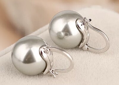 KATE SPADE NEW YORK SILVER GRAY SHINE ON FAUX PEARL BAUBLE