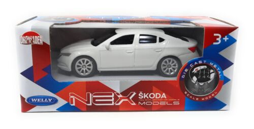 Welly 1:60 Skoda Favorit, Octavia, S100 DieCast Various Colours to choose from - Picture 12 of 13
