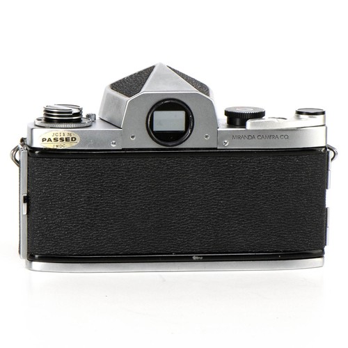 Miranda F Camera | Auto Miranda 50mm f1.9 | M44 | White | Japan | 1963 -1967 - Picture 4 of 11