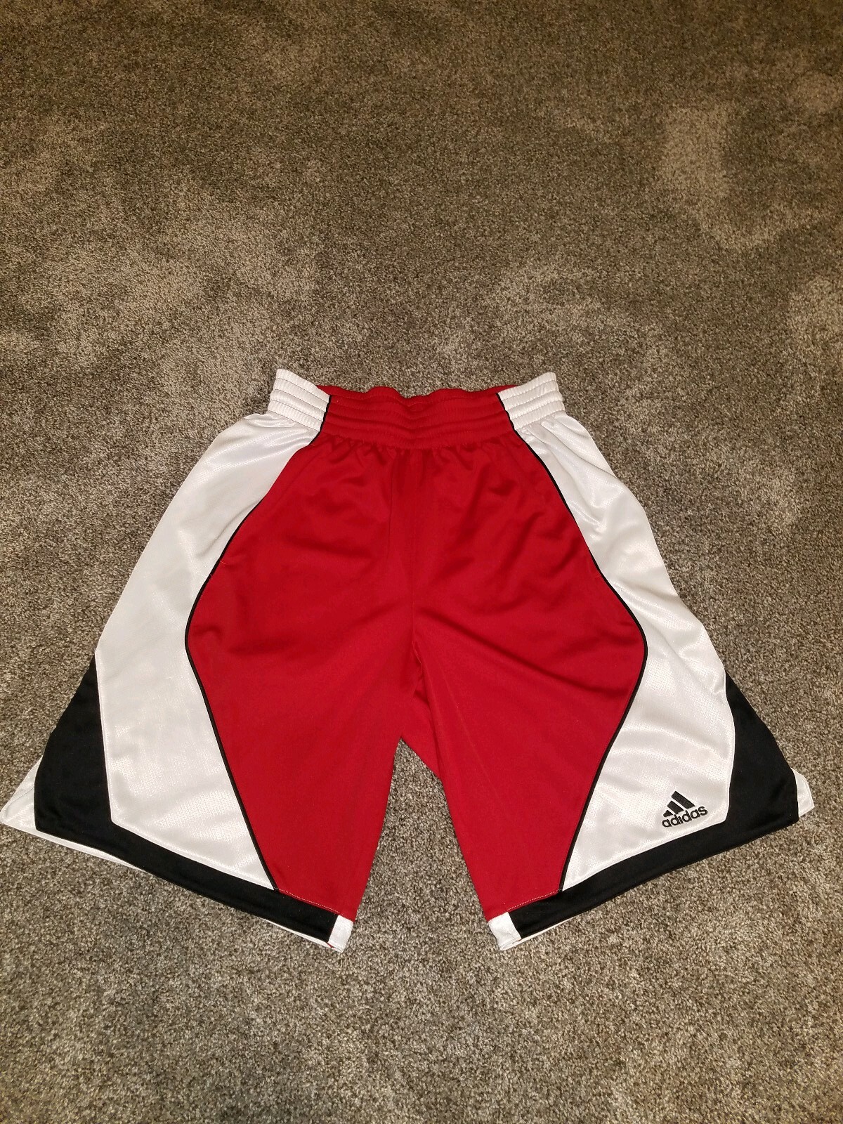 Adidas Men's basketball Shorts Small Gem