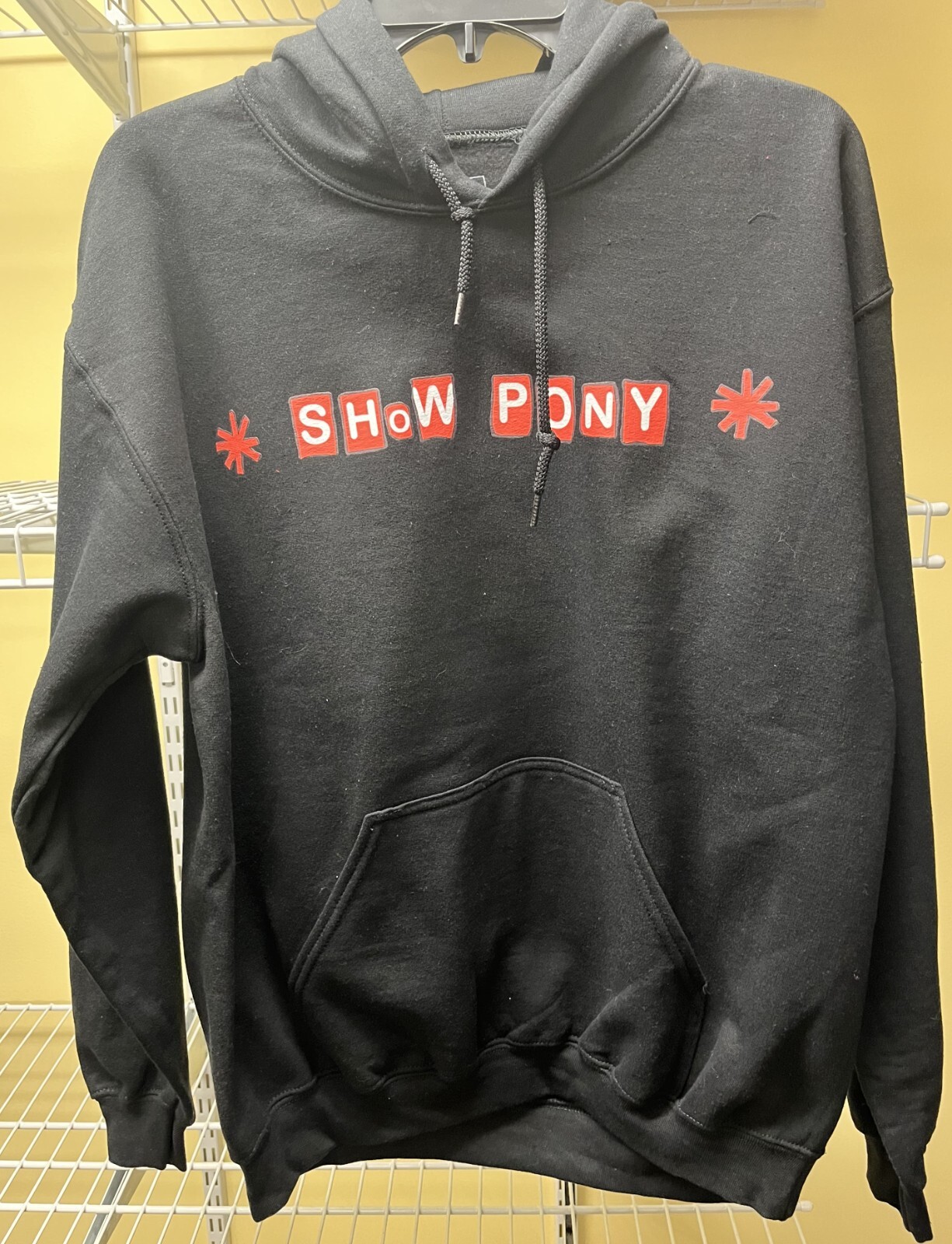 Felpa con cappuccio The Thread Shop Show Pony nera manica lunga unisex taglia media nuova