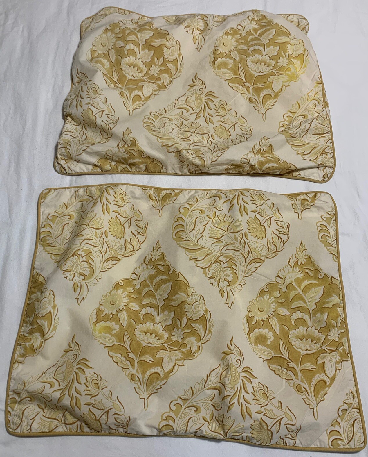 Set Of 2 Pottery Barn Pillow Shams Std Isabelle Medallion Floral Yellow Cotton