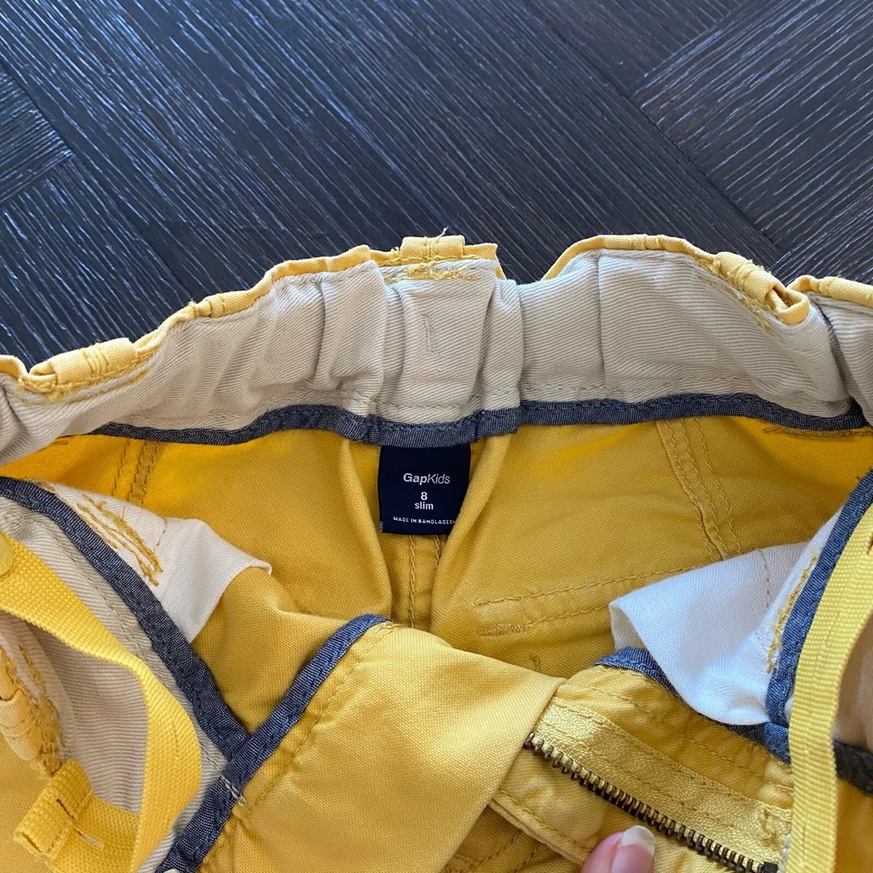 Pantalones Cortos GapKids Mostaza Talla 8 Slim Foto 2 de 3