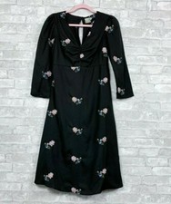 NEW NWT ASOS MATERNITY BLACK FLORAL EMBROIDERED V NECK KNEE LENGTH DRESS SZ 0