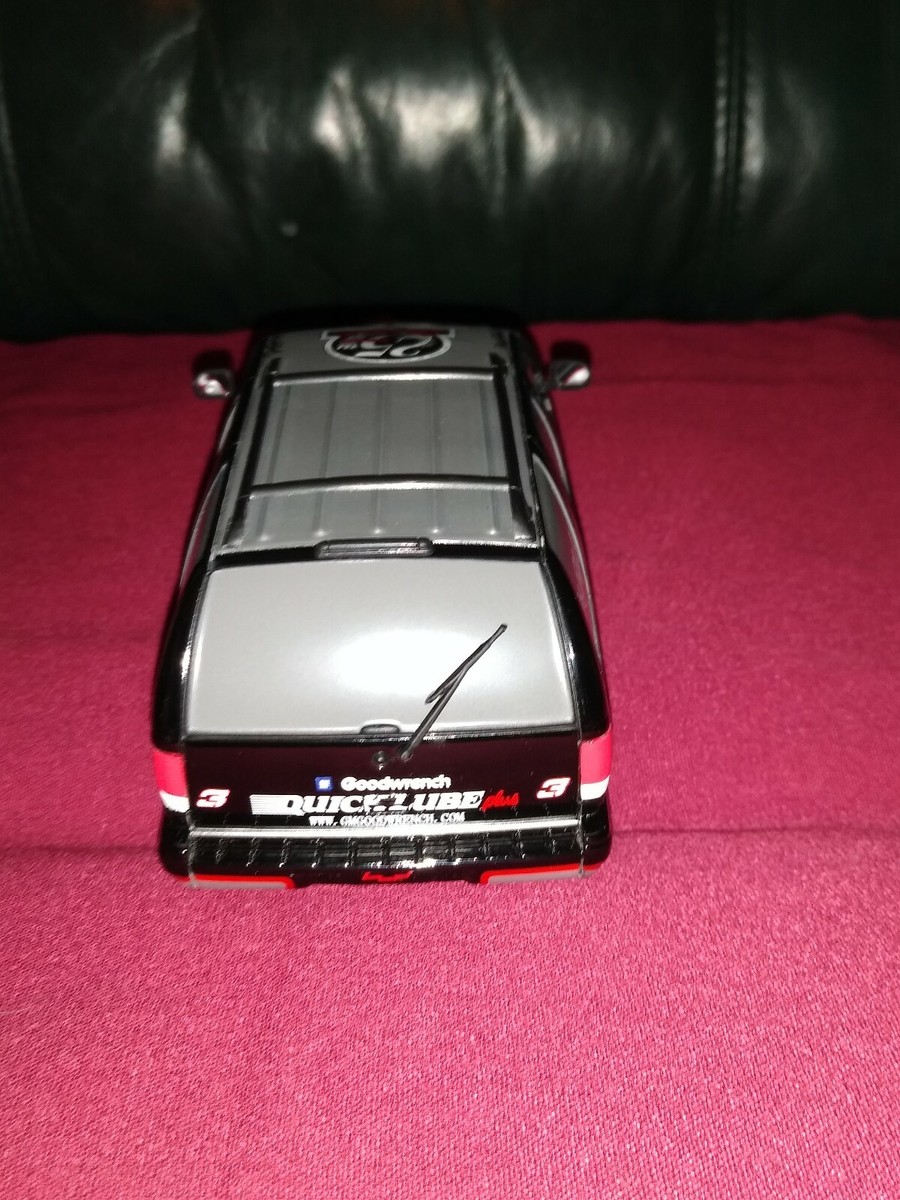 DALE EARNHARDT SR #3 GM GOODWRENCH SERVICE PLUS BLAZER 1:24 25TH