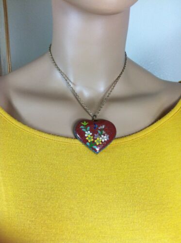 Gold Tone Necklace Choker Chain w/ Heart Hand Painted Flower Pendant #272 - Picture 1 of 9