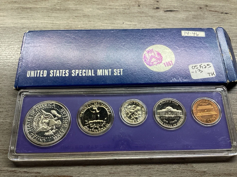 1967 Special Mint Set in Original Packaging with Silver Kennedy 051925 13tk - Image 4 of 4