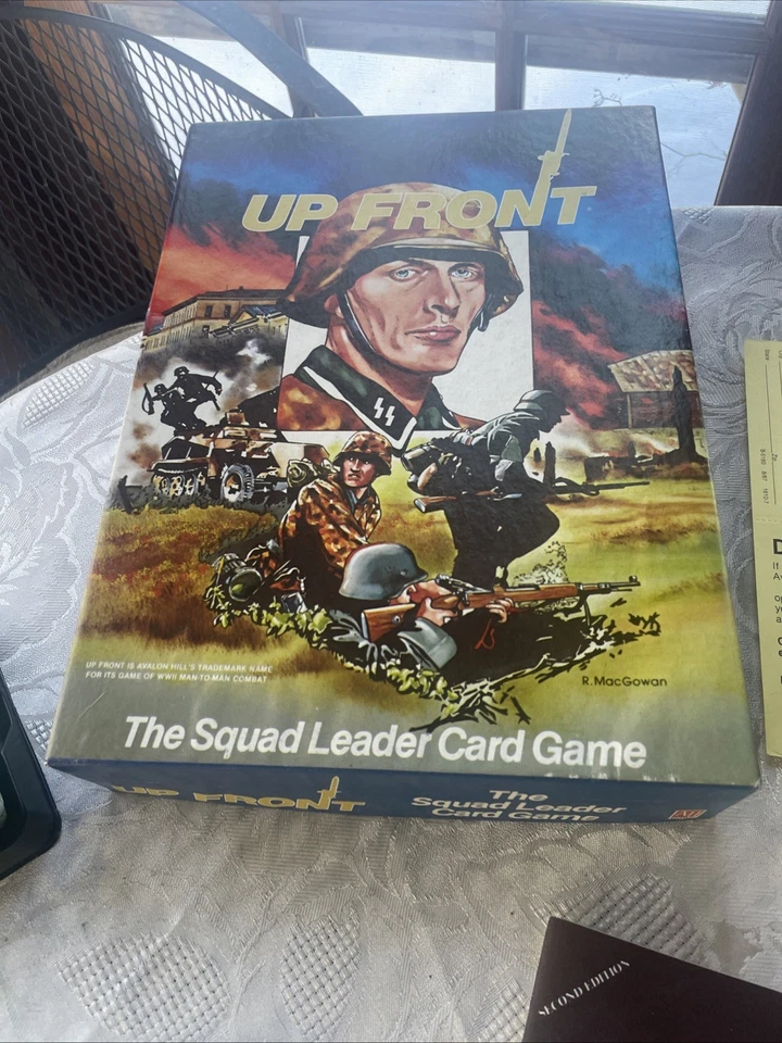 Avalon Hill Up Front 1ª Ed. Sin perforar, comprobado-completo. Olor tipo sótano Foto 2 de 4