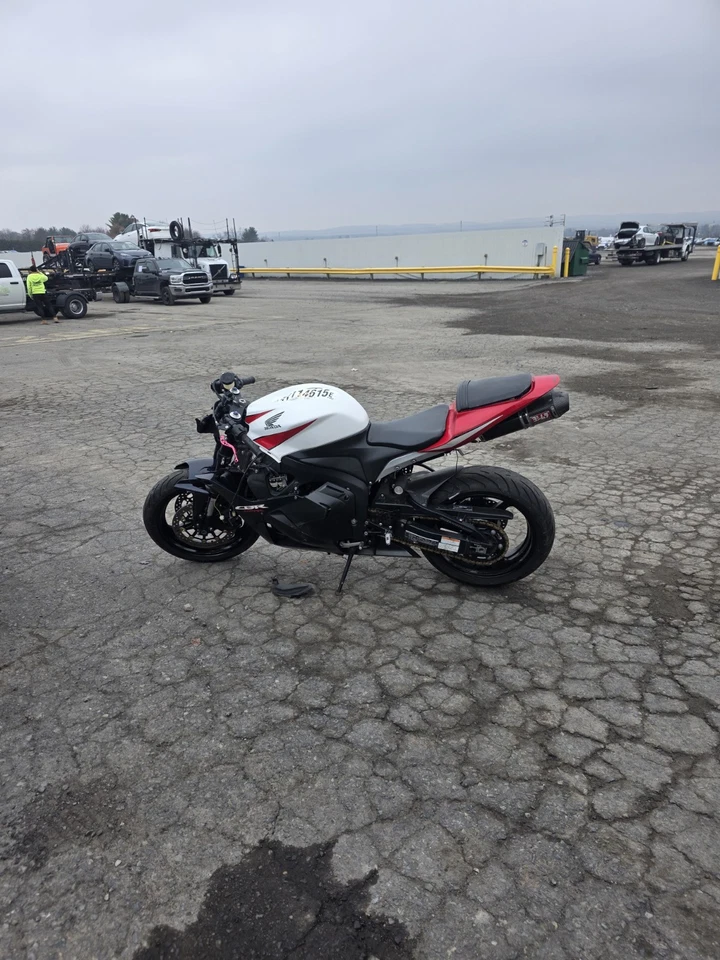 2007-2012 Honda CBR600 RR Red Tail Fairing Rear Cowl Fairing - Image 2 of 4