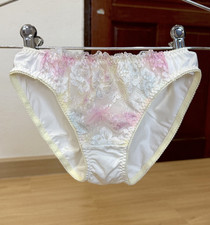 VTG Silky Light Yellow Nylon Panty Floral Lace Sissy Bikini Hi Cut Briefs Sz.5
