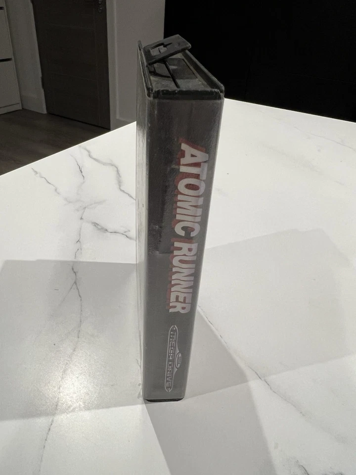 Atomic Runner - Sega Mega Drive - Boxed and complete - Tested, working! - Image 2 of 4