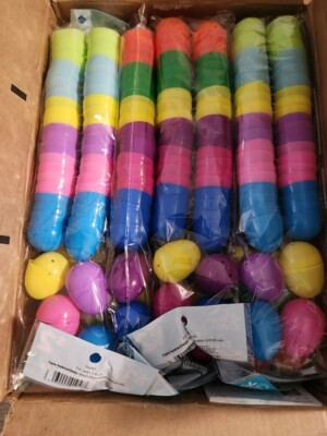 Easter egg treat containers  (Lot of 260 pcs.)