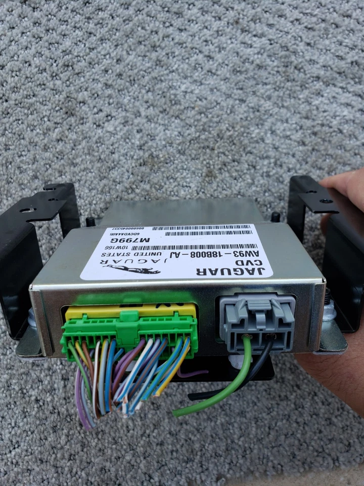 2010-2012 JAGUAR XJ X351 MÓDULO DE CONTROLE DE AMORTECIMENTO SUSPENSÃO ADAPTATIVA TRONCO FABRICANTE DE EQUIPAMENTO ORIGINAL - Imagem 2 de 3