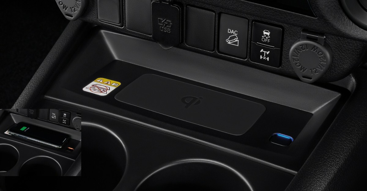 GENUINE WIRELESS PHONE CHARGER SET QI FITS TOYOTA HILUX 2020-2025