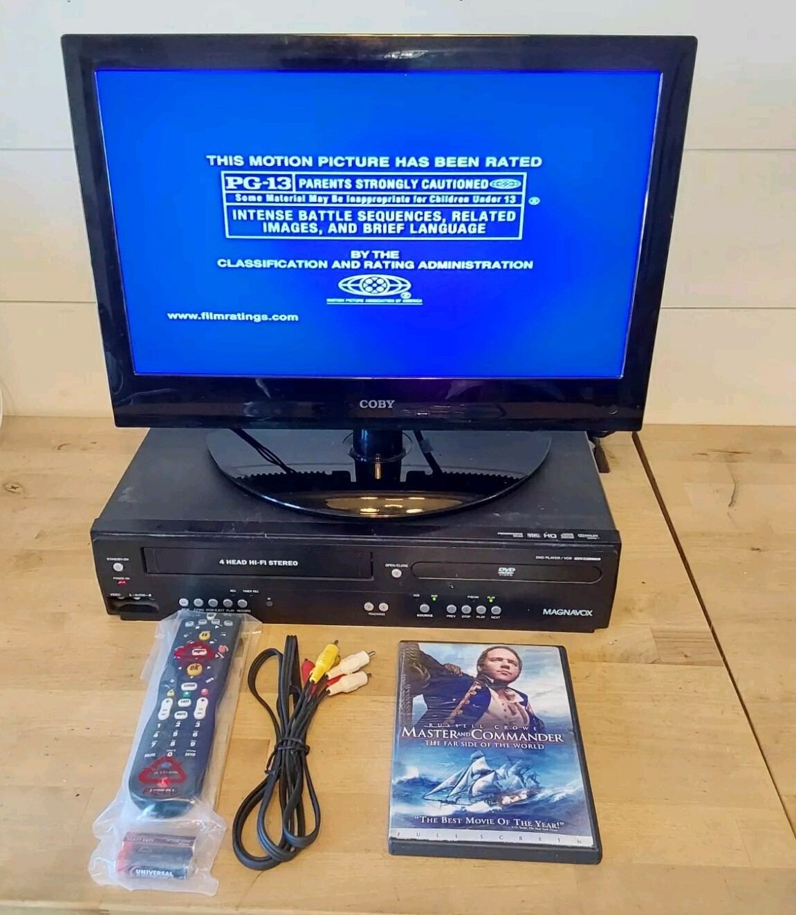 Magnavox DV228MG9 DVD & VCR Combo Player VHS Recorder Bundle Remote,Cable Tested