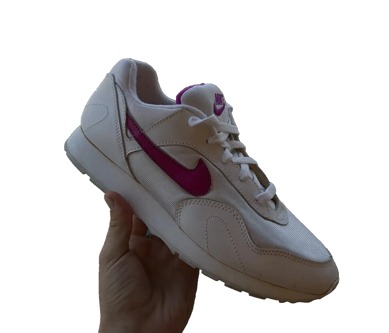 Белая винтажная обувь для женщин Nike