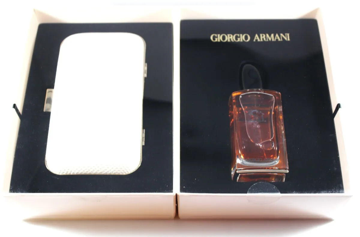 vinde Sydøst Galaxy Giorgio Armani Si Eau de Parfum Spray, Body Lotion Shower Gel 2 PC Gift Set  | eBay