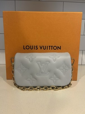 Louis Vuitton Bubblegram Wallet on Chain 