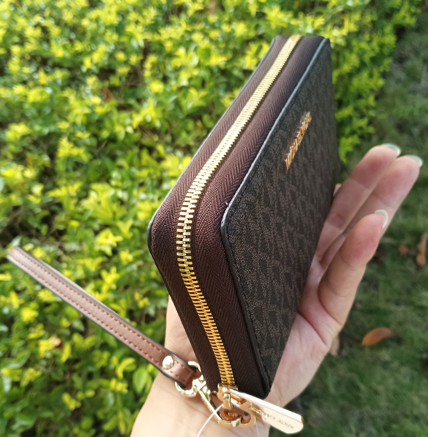 服/ファッション Michael Kors Optic Admiral Large Flat Leather Wallet Phone Case Wristlet s-l1200.png