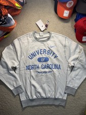Nike North Carolina Tar Heels Football Basketball Chapel Hill Sweatshirt Small