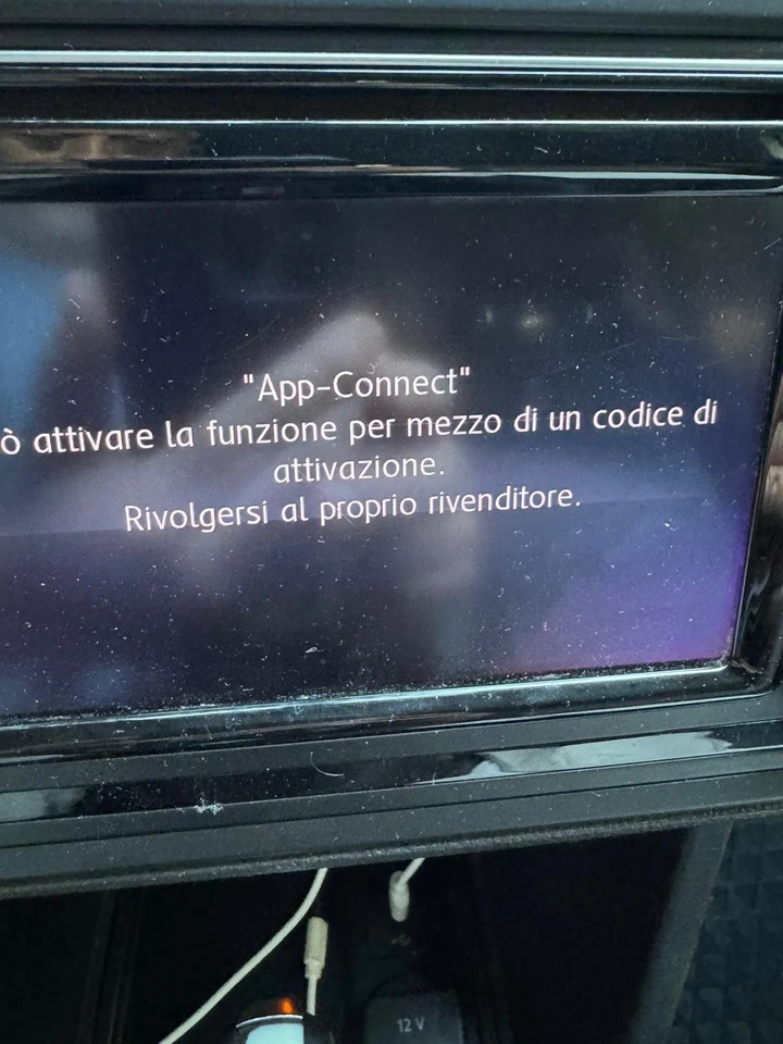 Autoradio Originale VOLKSWAGEN 2015-2020 Car Play da attivare - Immagine 4 di 4