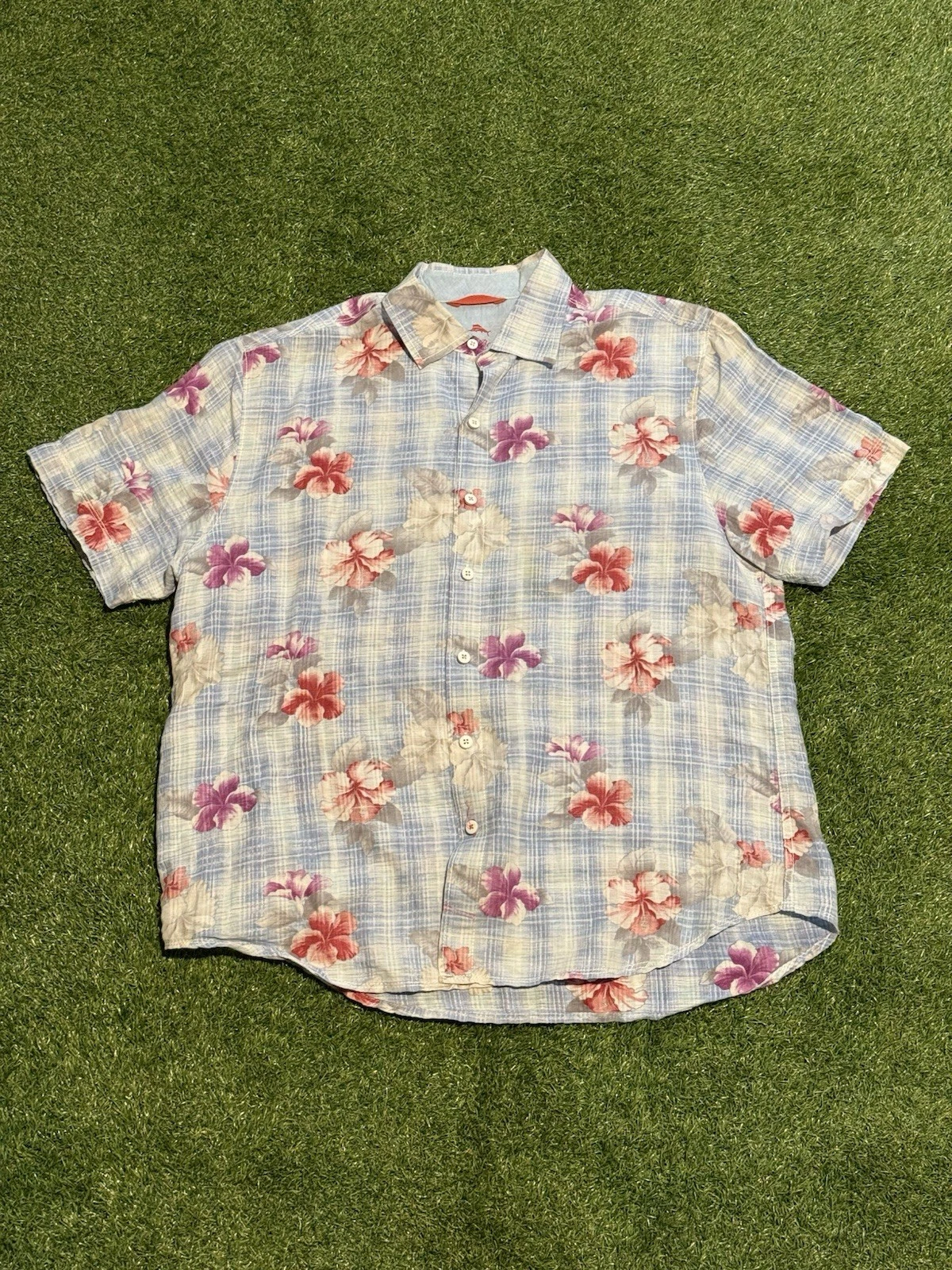 TOMMY BAHAMA MENS FLORAL BUTTON UP SHIRT size LARGE