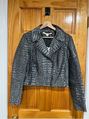 New with Tag Diane Von Furstenberg DVF Angie Alligator Print Jacquard Crop Moto