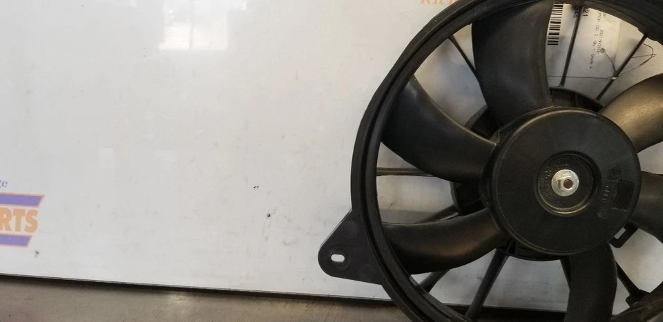 21 NISSAN NV2500 VAN RADIATOR FAN MOTOR 4.0L Foto 4 de 4