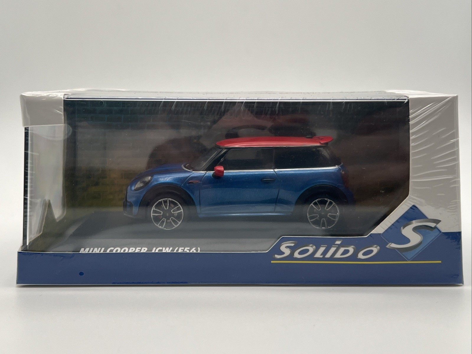 Mini Cooper JCW E56 1/43 Solido voiture miniature de collection en metal