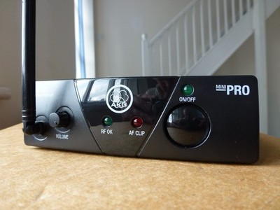 AKG INSTRUMENTAL WIRELESS SYSTEM WMS40 PRO MINI INSTRUMENT ISM2 FÜR GITARRE