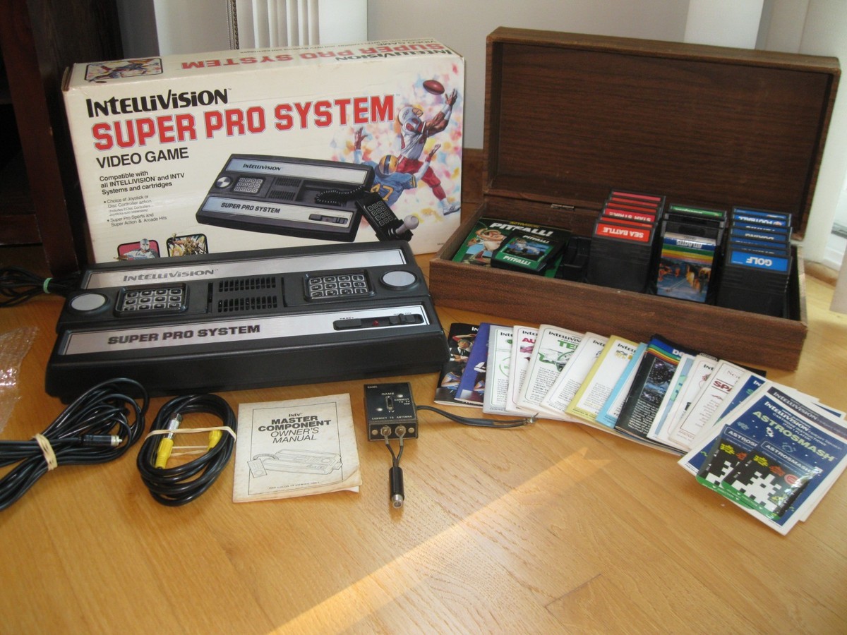 Vintage Retro Intv Intellivision III Game System Tested for sale