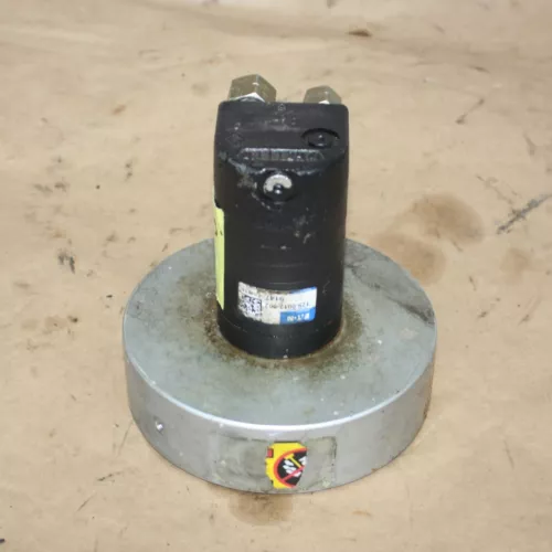 EATON Char-Lynn 129-0017-002 Hydraulic J motor M0J05A01D1000A0B