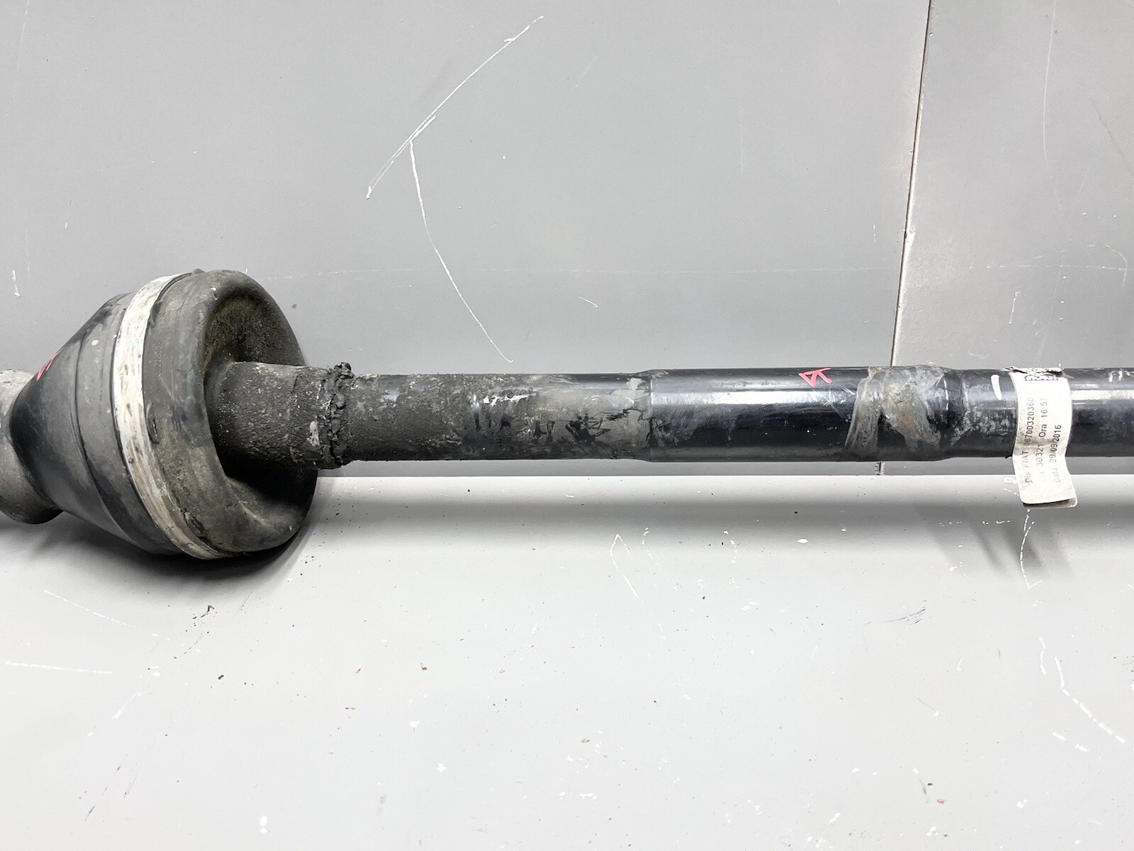 ⭐️2017-2020 MASERATI LEVANTE REAR RIGHT PASSENGER SIDE AXLE SHAFT HALFSHAFT OEM