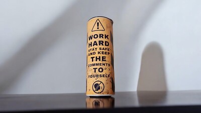 Edelstahl-Becher, Thermobecher, Tumbler 20 oz, ''Work Danger Warning''-sublimiert