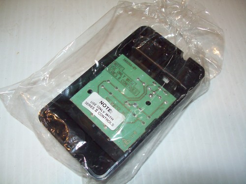 GENIE Garage Door Opener Series ll Intellicode Wall Control Button 34292R NOS - Picture 4 of 5
