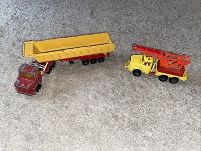 2x MAJORETTE SPIELZEUGAUTO ECH 1/60 KRAN KIPPLADER FAHRZEUG VINTAGE