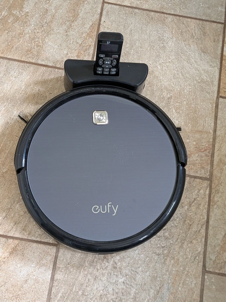 eufy RoboVac 11 Robotic Vacuum Cleaner with remote and dock for spares or repair