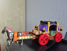 Fisher-Price Imaginext Königliche Pferdekutsche 78351 und 2 Reiter 3 Pferde