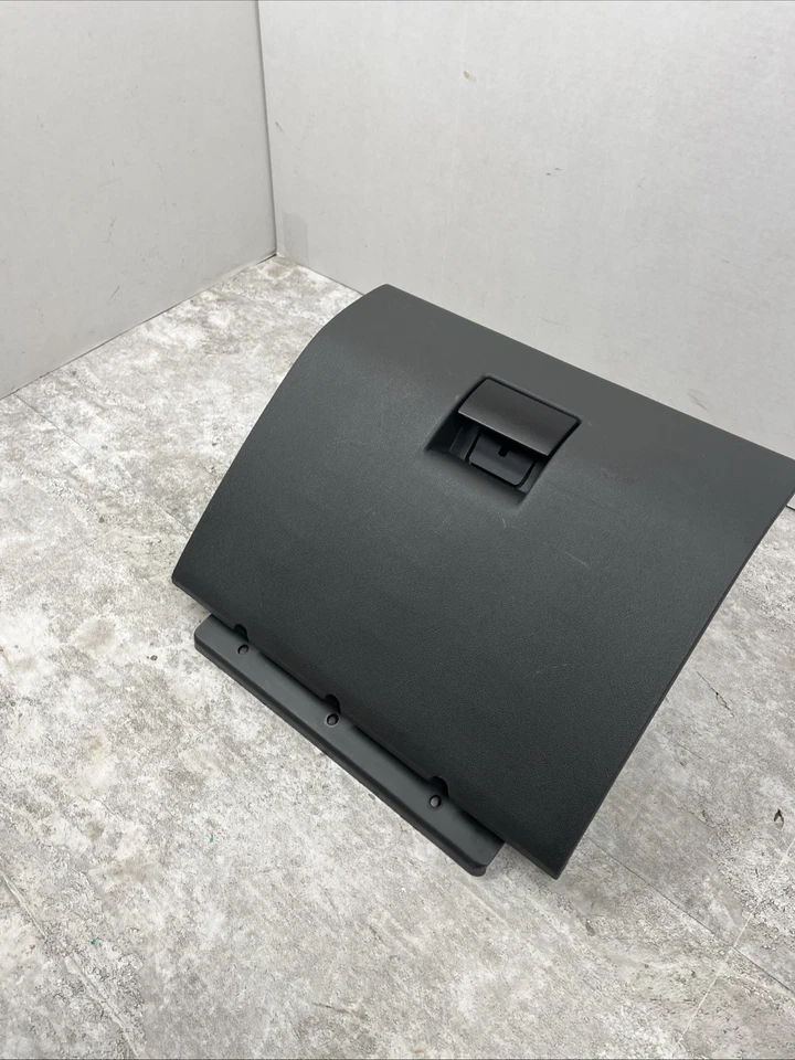 Guantera Chevrolet Colorado GMC Canyon 2004-2009 peltre medio oscuro sin bloqueo Foto 2 de 4