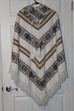 Tejidos Artesanias Poncho Cape 100 Wool Handmade Ecuador Southwest Aztec Fringe