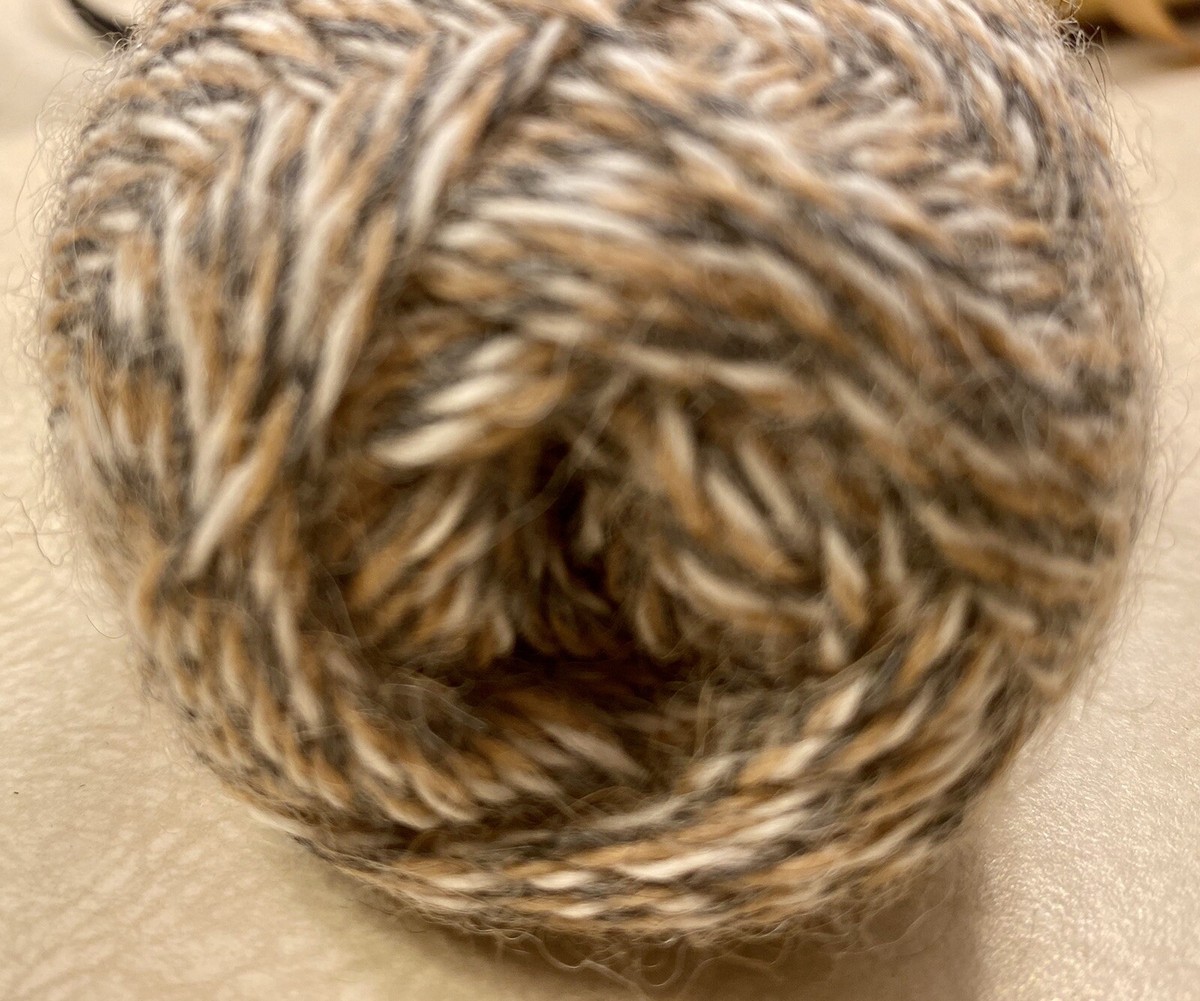 Ty Elann.com ~ Peruvian Pure Alpaca Fina Yarn ~ Color 174 Lot
