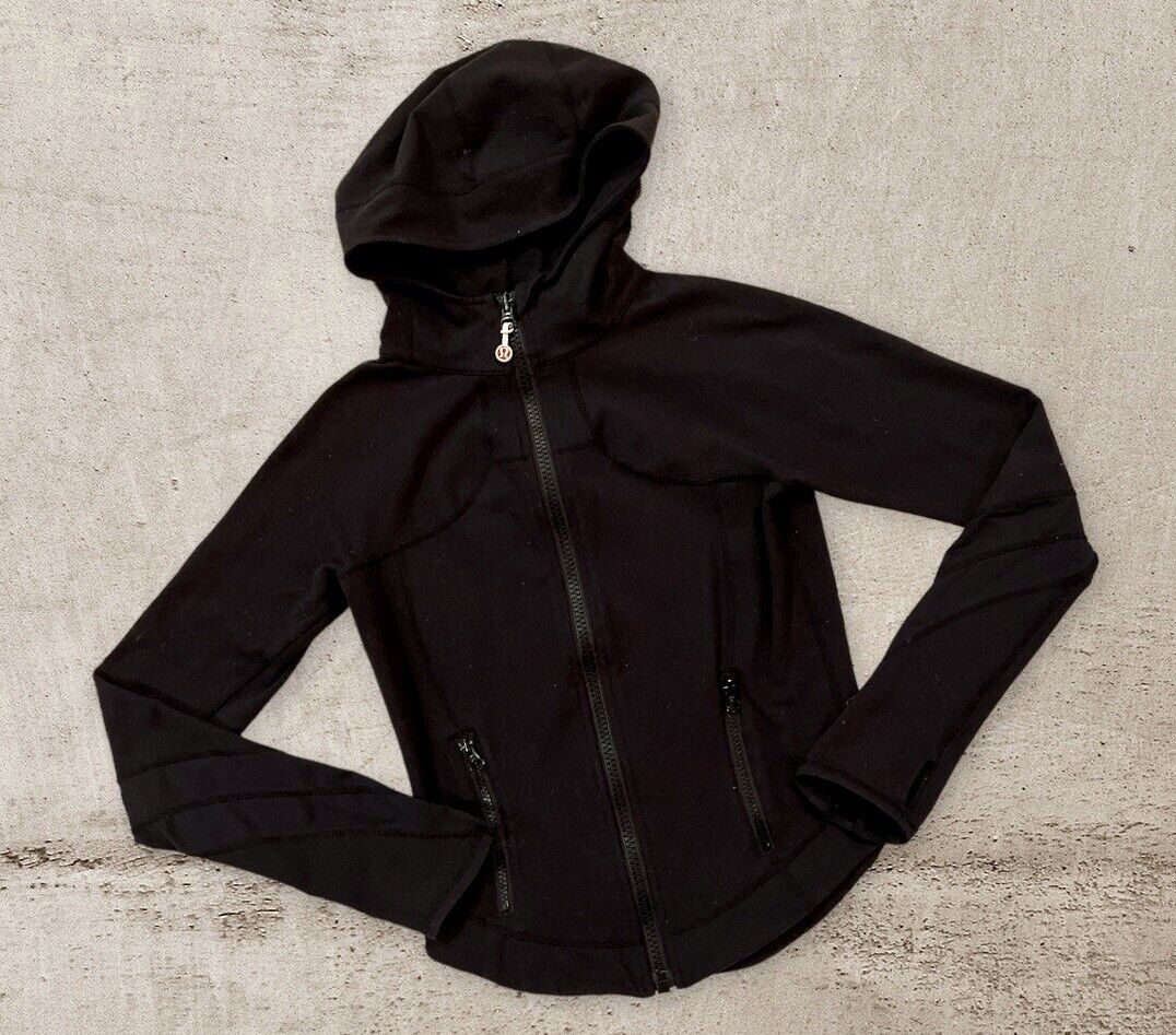 LULULEMON Black Throw Me Over Size 6 Thumb-hole Hoodie LULULEMON Black Throw Me Over Size 6 Thumb-hole Hoodie